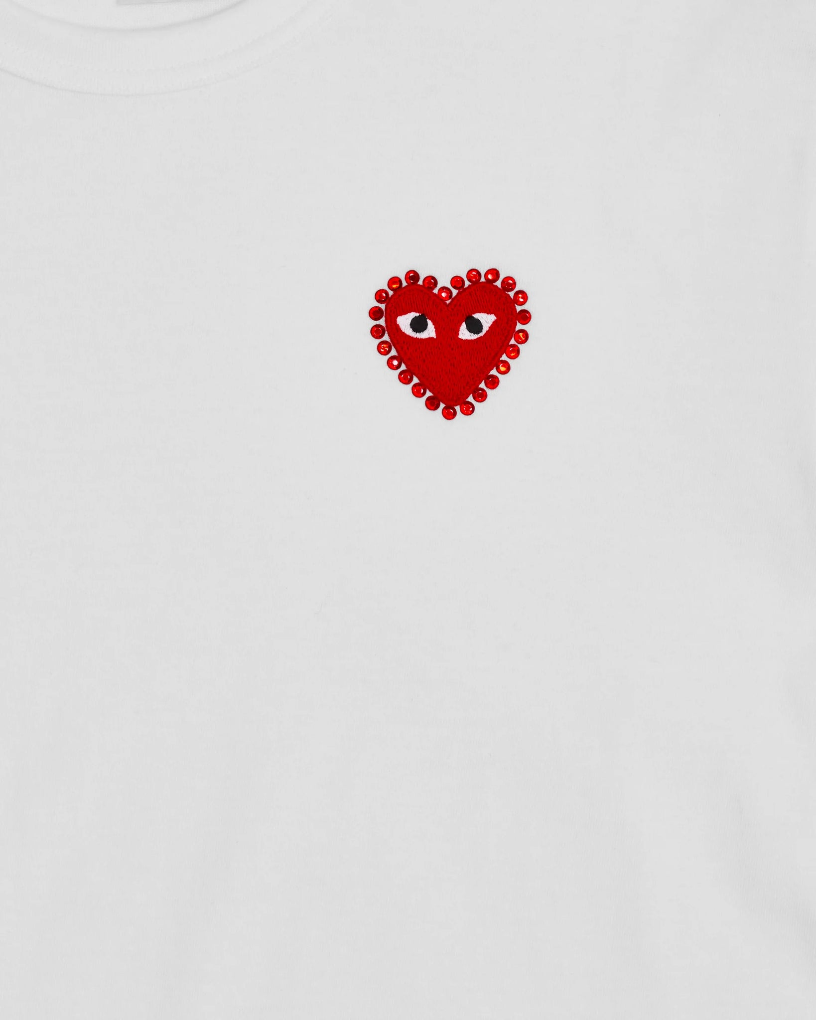 PLAY Rhinestone Emblem Red Heart T-Shirt – COMME des GARÇONS PLAY Rhinestone Emblem Red Heart T-Shirt – COMME des GARÇONS