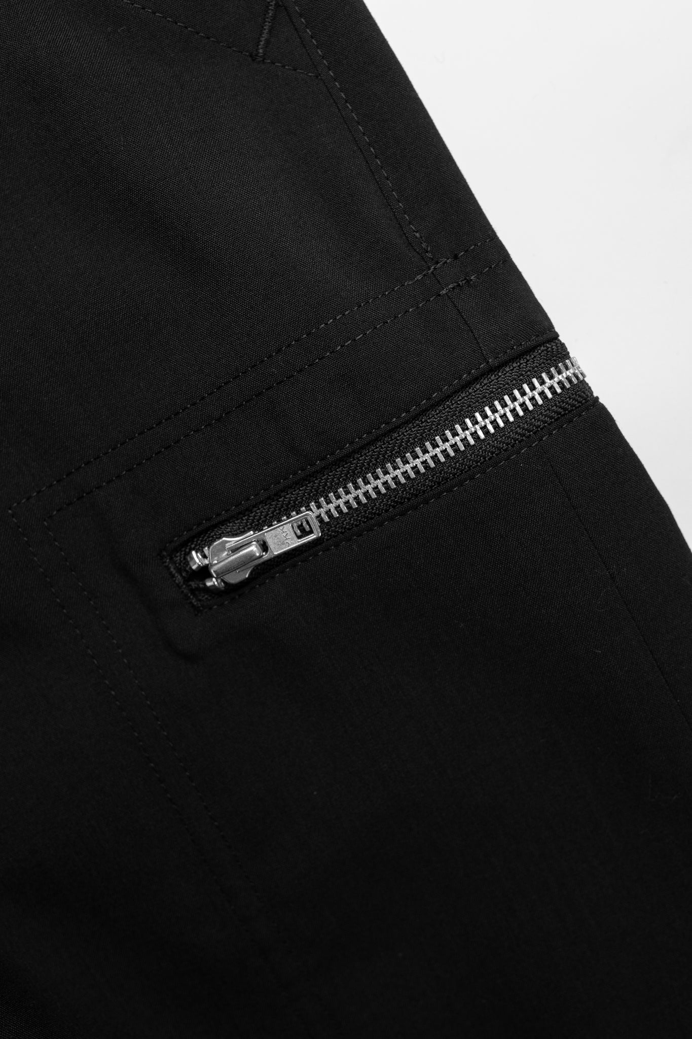 Workers Zip Pocket Pant