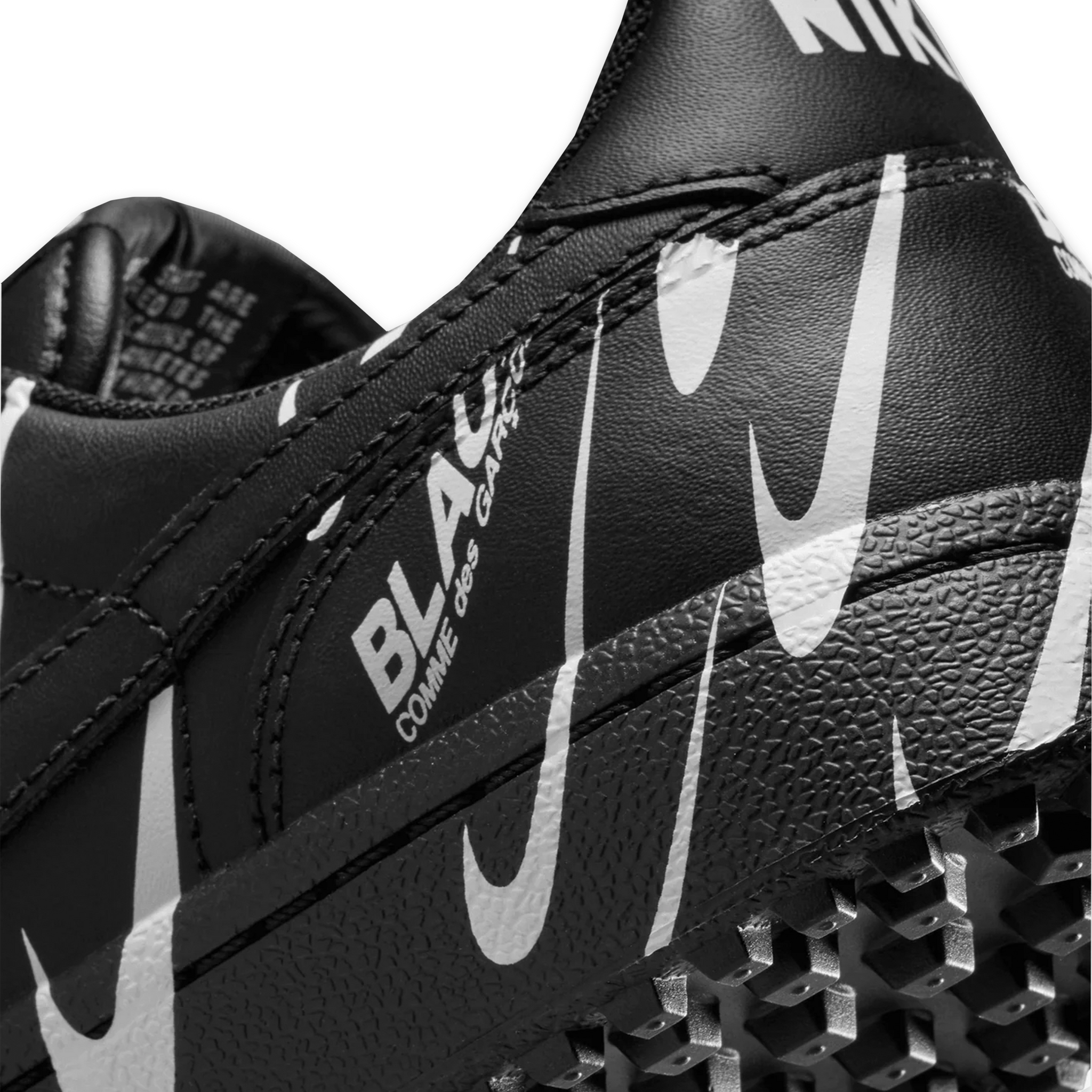 BLACK X NIKE Field General '82